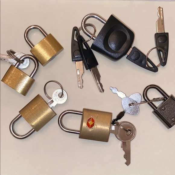 Other - 6 Mini - Padlock Sets with Keys